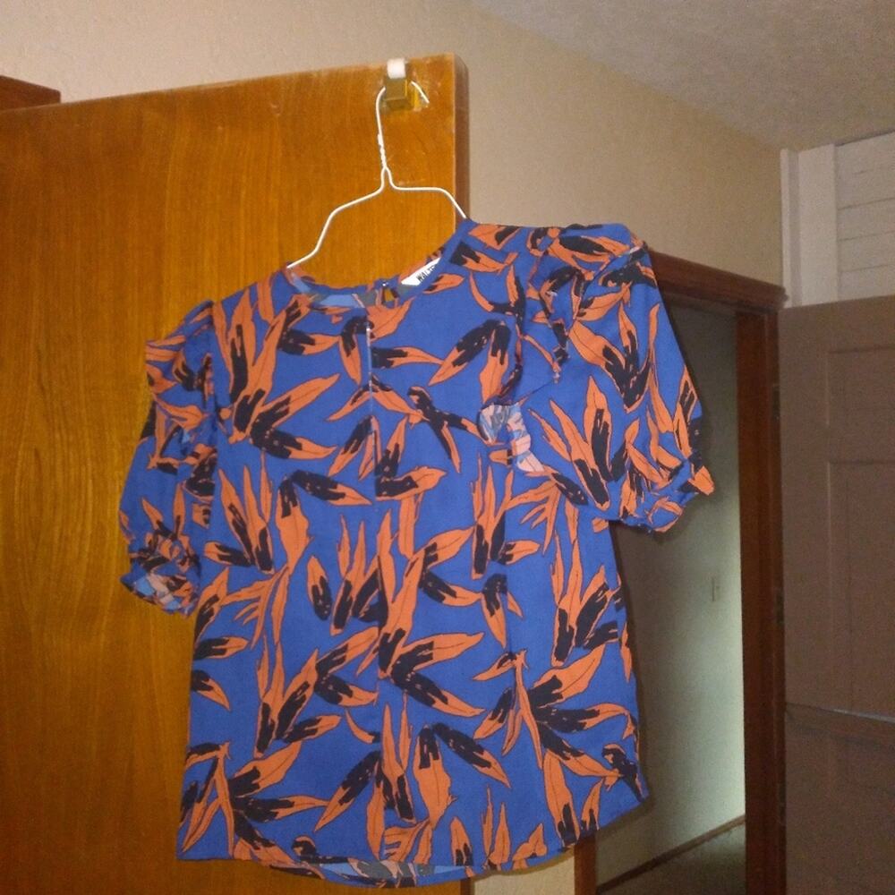 Walter Baker Blue Ruffle Blouse. Xsmall - Picture 3 of 3
